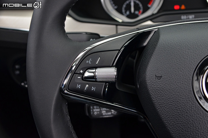 Škoda Superb 1.5TSI 房車菁英版試駕,最超值的歐系進口房車!