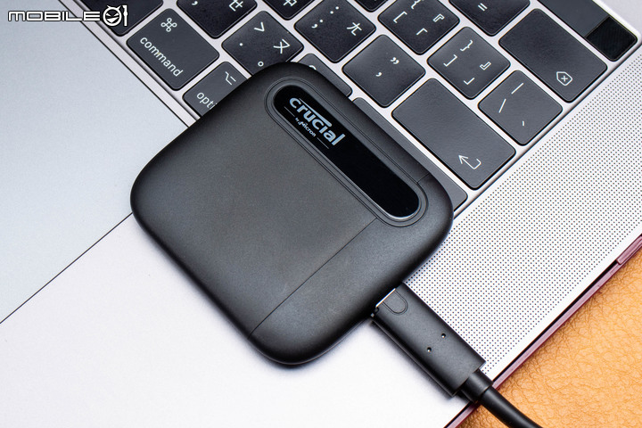 美光 Crucial X6/X8 2TB USB-C SSD 實測 兼具輕巧與容量的外接儲存選擇