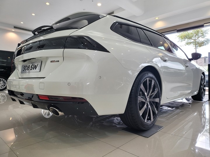 法系絕美跑旅！PEUGEOT 508SW 靜態賞車