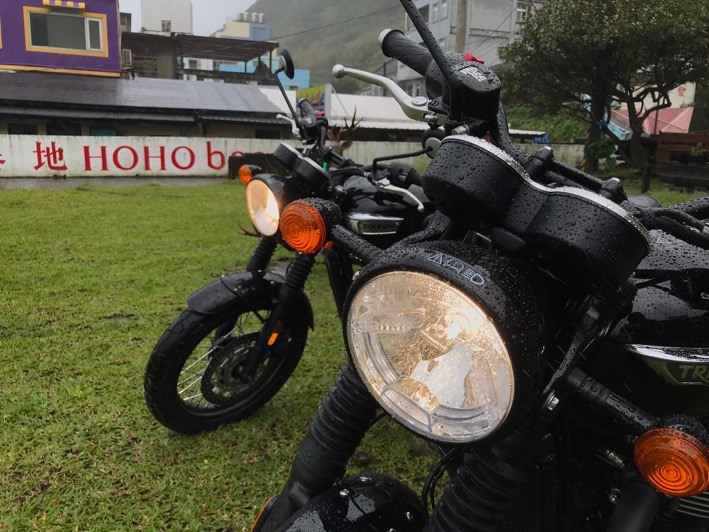 凱旋雙雄T120、T100雨戰東北角（下次別鬧了XD）