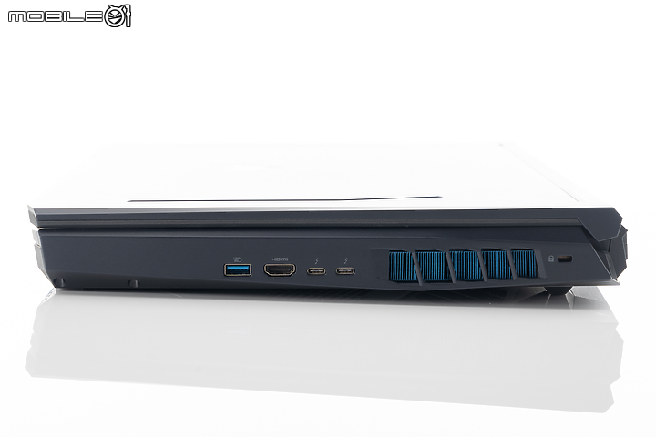 Acer Predator Helios 700 獨家實測 再探極致效能巔峰！