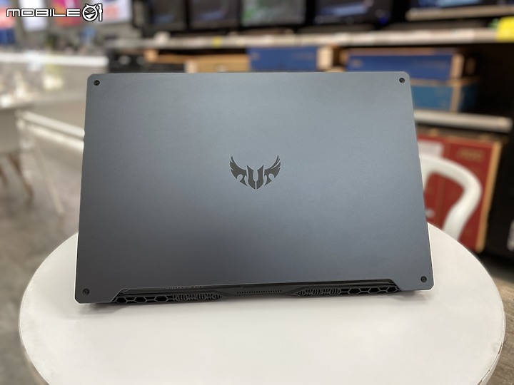 點我看大圖 入手大台的真香筆電 TUF FA706IU (GTX1660Ti版本)
