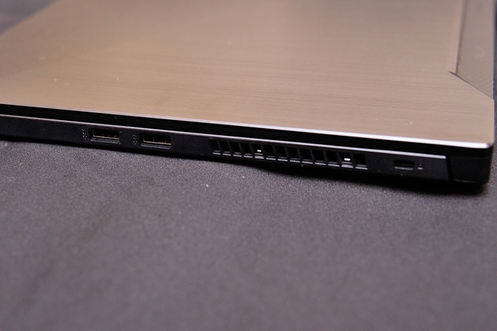 點我看大圖 少了光害跑一樣快,ASUS ROG Zephyrus G15 GA502IV 電競筆電開箱測試