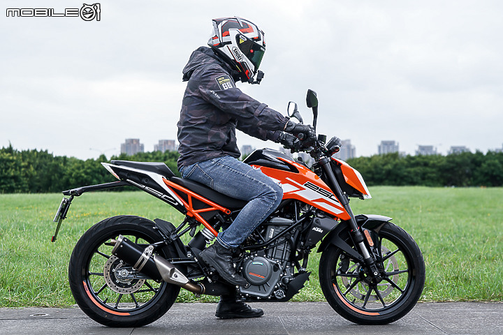 KTM 250 Duke 試駕報告｜運動性極佳的白牌街跑