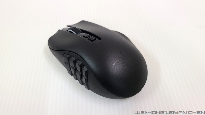 多按鍵無線滑鼠-Razer Naga Pro