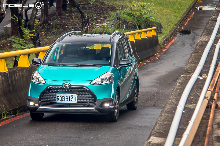 Toyota Sienta Crossover 試駕|長高變粗獷,MPV也要跨界一下!