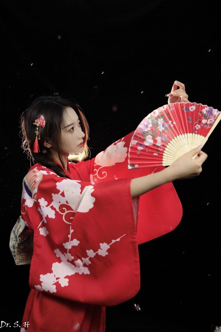 神明少女（神明事務所前台）