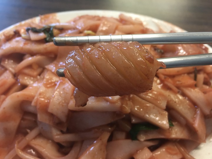 [食記] 潮州炒粄條，台灣桃園大園，甜中帶鹹的粉紅色美味！