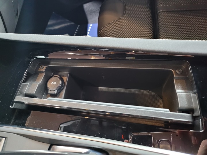 法系絕美跑旅！PEUGEOT 508SW 靜態賞車