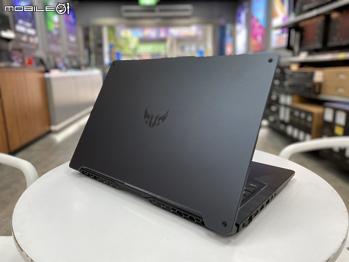 點我看大圖 入手大台的真香筆電 TUF FA706IU (GTX1660Ti版本)