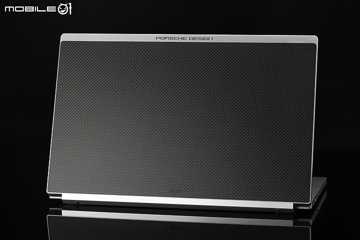 Porsche Design Acer Book RS 實機開箱 配件也出眾的時尚筆電！