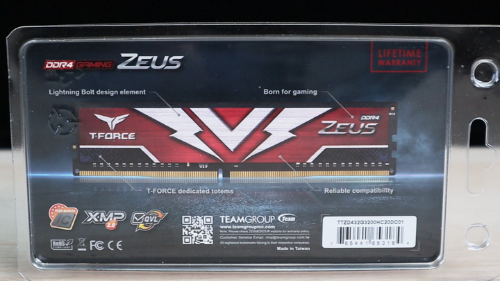 點我看大圖 宙斯的秘密武器 — 十銓 T-FORCE ZEUS DDR4-3200 桌上型記憶體