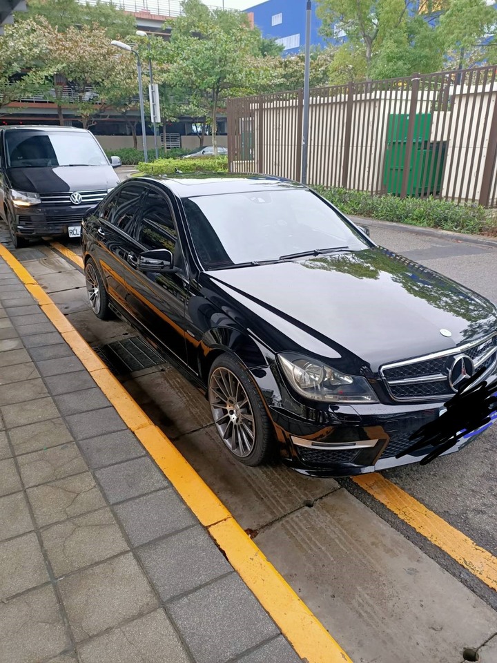 V90 CC令人驚豔的穩定