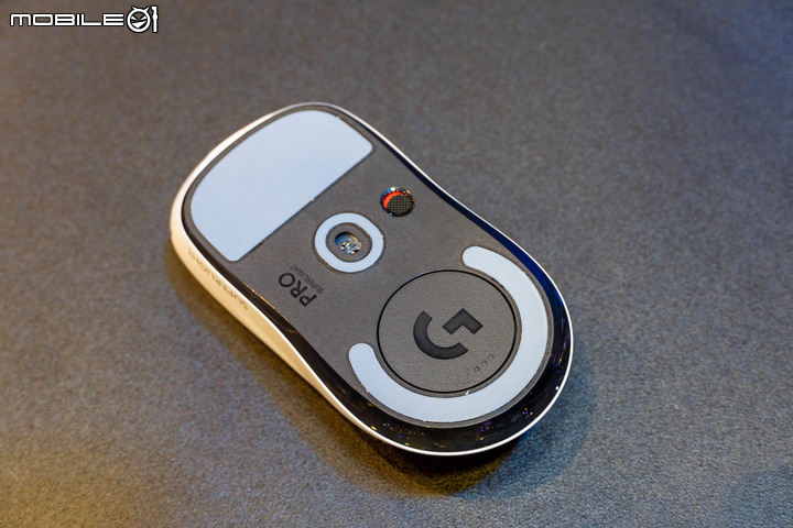 羅技推出 Logitech G PRO X SUPERLIGHT 超輕量電競滑鼠 僅 63g 讓移動更快速