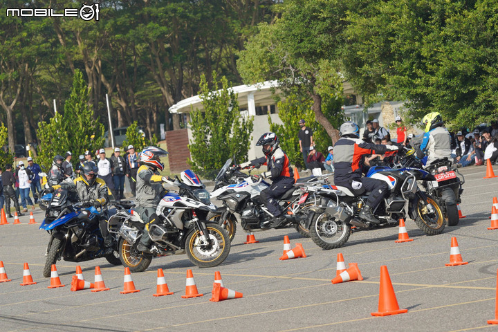 BMW Motorrad Days 2020 重機大會師！李千那現場演唱、兩千位車主共襄盛舉