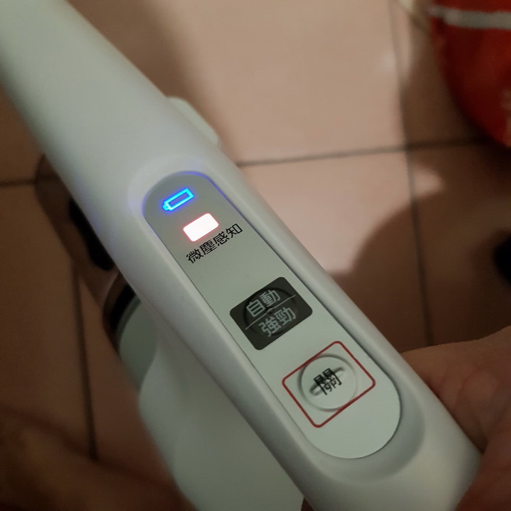 微塵看得見!大吸力也能極輕巧!Panasonic無線吸塵器 MC-SB30J!