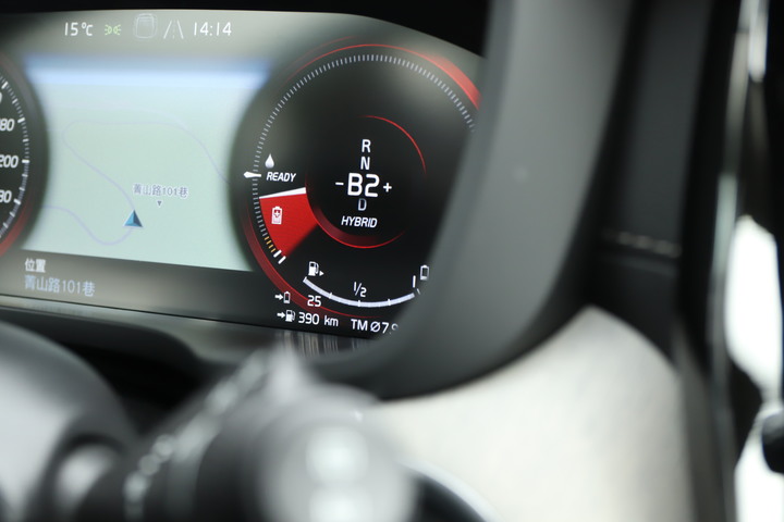 Volvo XC60 油電PHEV入手心得