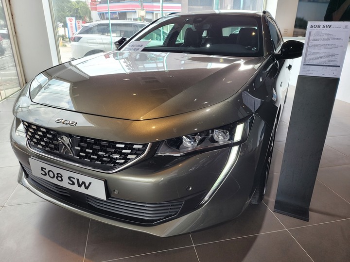 法系絕美跑旅！PEUGEOT 508SW 靜態賞車