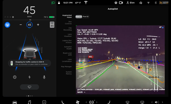《Autopilot》FSD眼中的世界 (工程模式破解版)