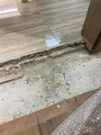 [求助]木地板黑黑是什麼原因