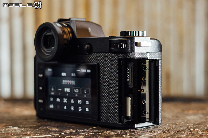 Leica SL2-S 搶先動手玩|外觀介紹及人像實拍!