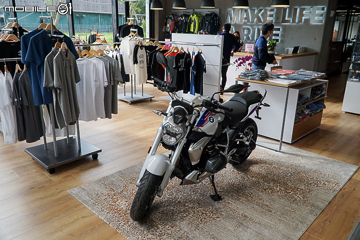 【採訪】全球展間評比第二！全台最大展間 BMW Motorrad 台北意德重機正式開幕！