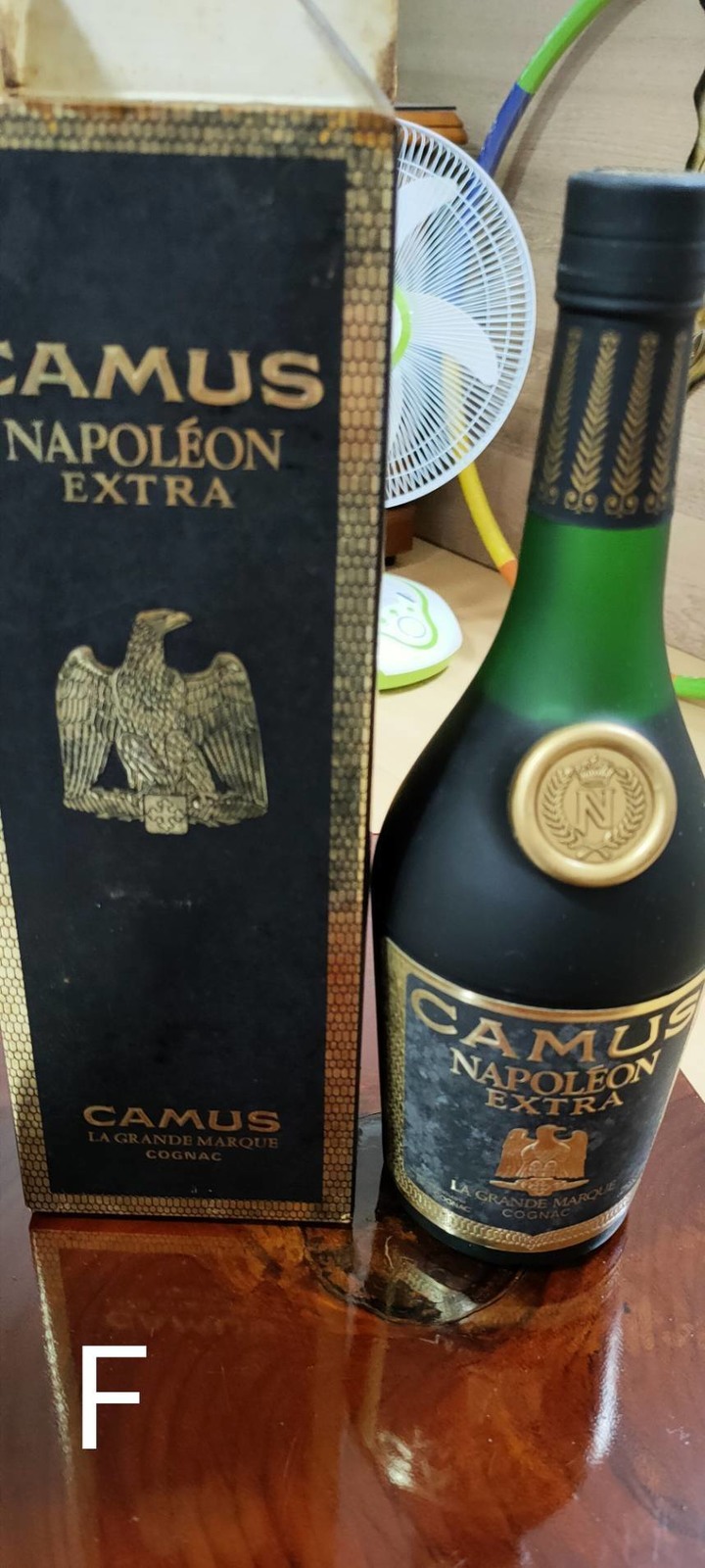 請問專家 家中清出老酒一批