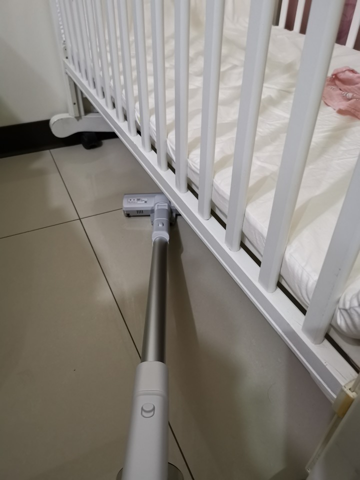 Panasonic無線吸塵器MC-SB30J：輕巧吸力強，微塵感知超智慧