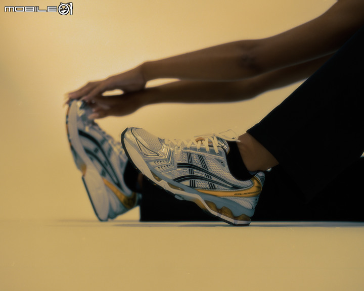 ASICS復刻經典鞋款GEL-KAYANO 14! 古銅色與金屬質感表達懷舊之美