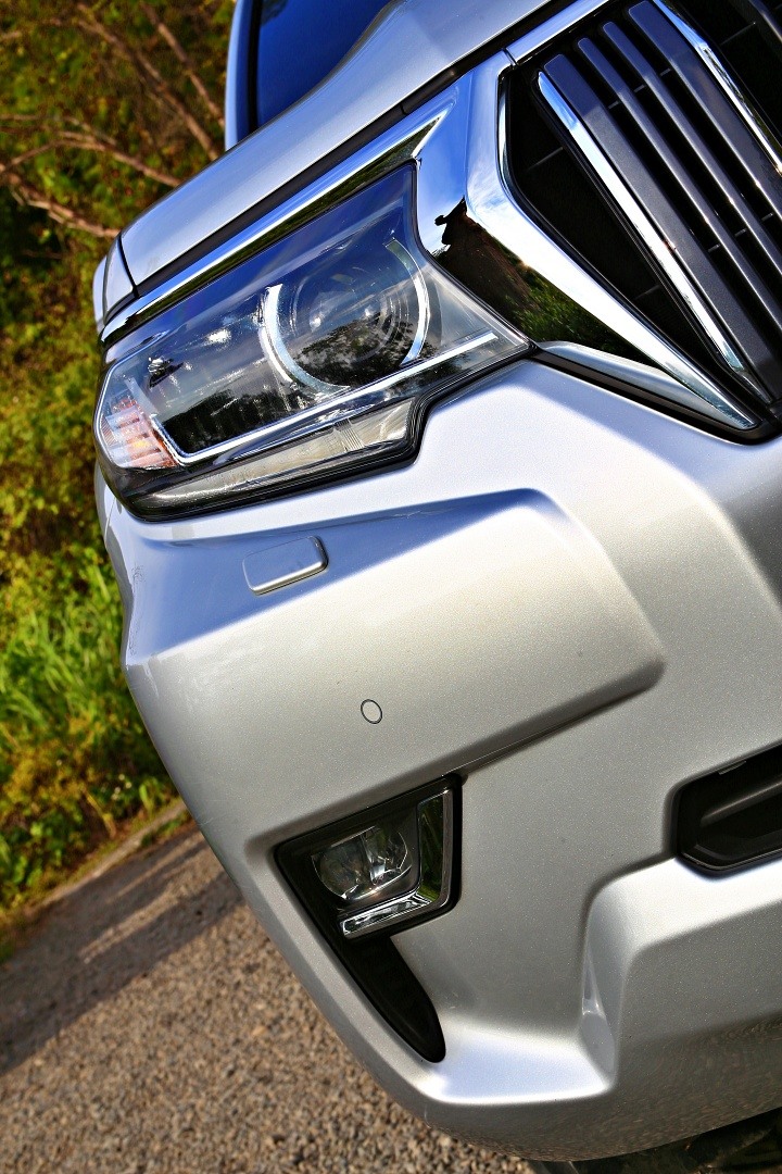 Toyota RAV4老大哥傳奇本格派四驅王,2021 全新版本Toyota Land Cruiser Prado跨年抵台!