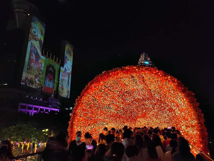 點我看大圖 板橋府中新北耶誕城2020夜景 U12+、U20