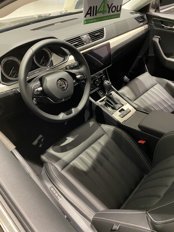 實際去看Škoda Superb 1.5TSI 房車菁英版的感想分享~