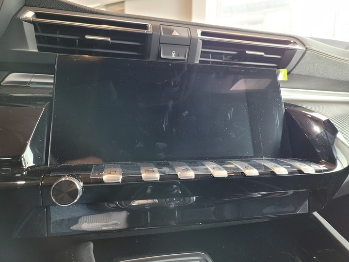 法系絕美跑旅！PEUGEOT 508SW 靜態賞車
