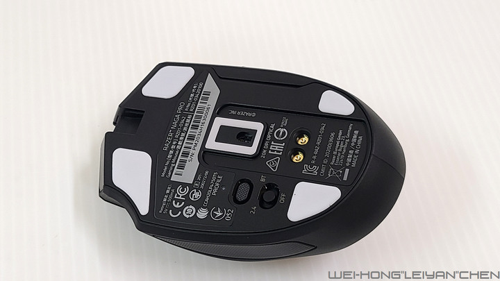 多按鍵無線滑鼠-Razer Naga Pro