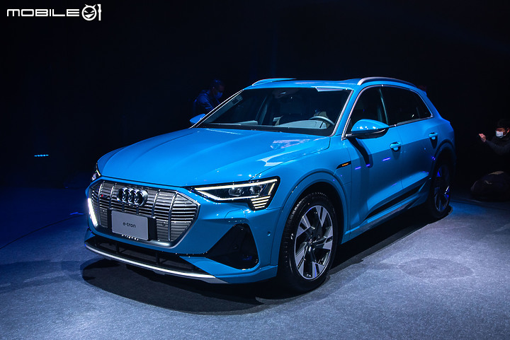 【採訪】Audi電動休旅e-tron/e-tron Sportback正式發表,五車型自304萬元起!