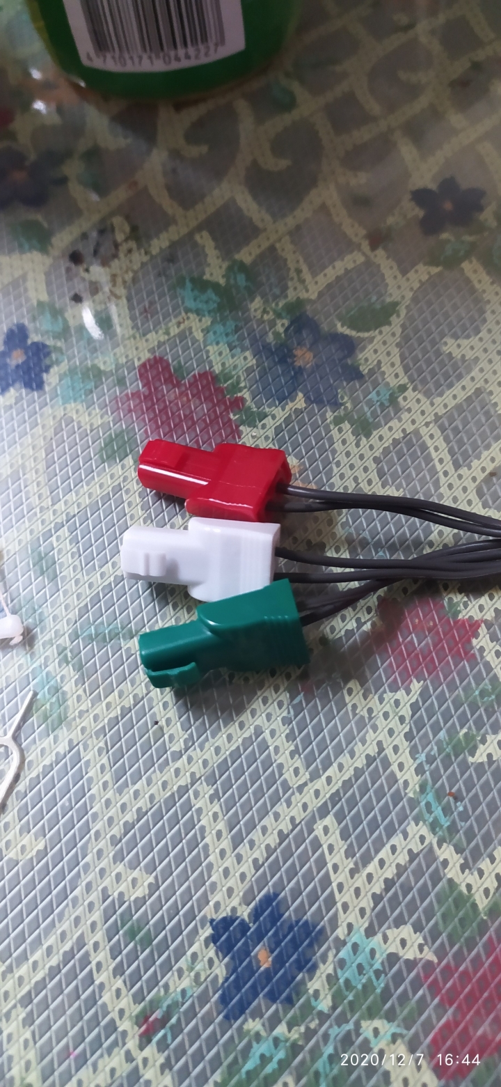 跪求版上音響高手，單件式喇叭sony ct350