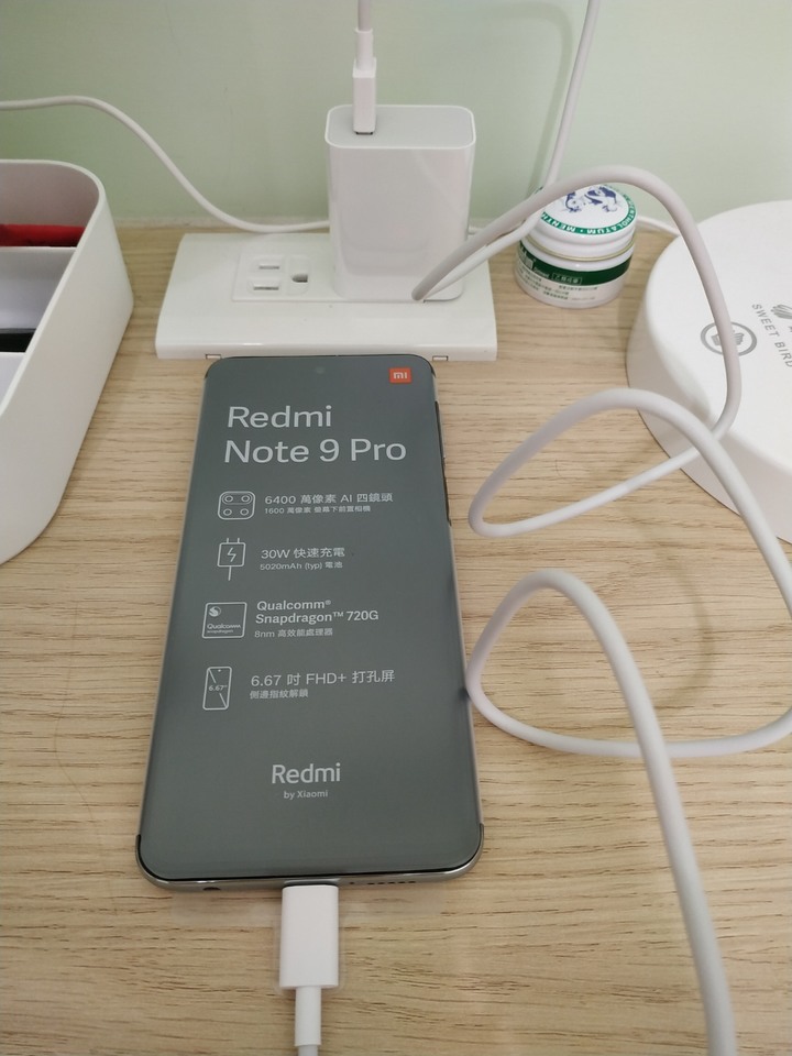 紅米Note 9 pro 白色入手開箱