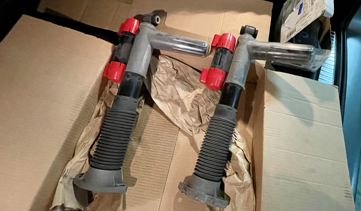 [開箱] 極度浮誇 Mercedes-AMG Roof Box