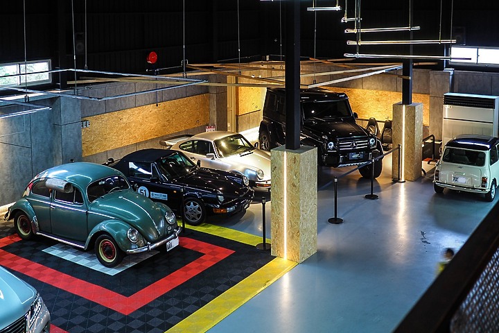 賞車品咖啡 | WIP GARAGE/COFFEE 貨櫃咖啡