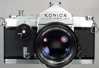 KONICA IIIM 全幅與半幅變換的RF相機.