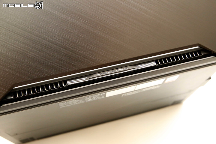 點我看大圖 直上極速 300Hz 俱樂部 - Zephyrus S15 (i7-10875H + GTX2080SUPER)