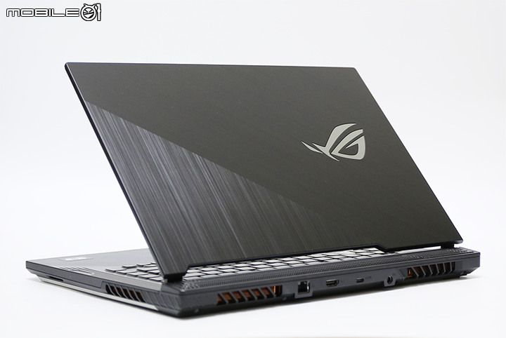 移動遊戲夥伴ROG Strix G512LV