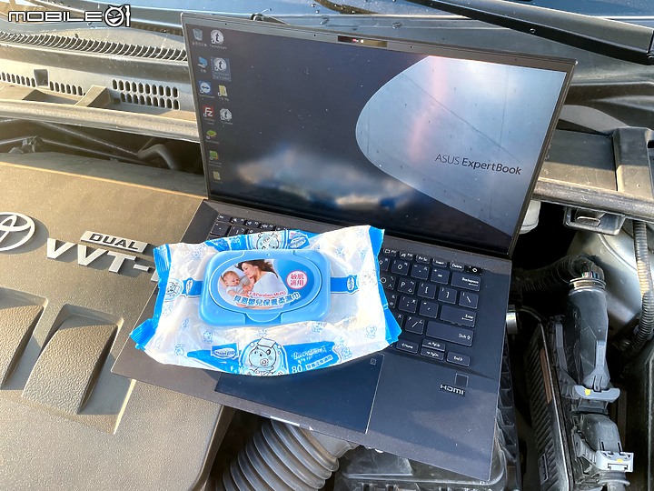 點我看大圖 拿 B9450 來創造斜槓人生 - 假日汽車改裝隨身機心得分享