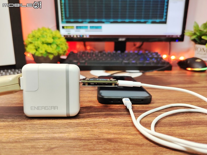 『 開箱 』Energear iPhone 快充組合包開箱實測