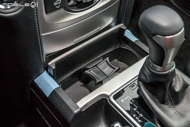 Toyota Land Cruiser Prado 2.8 柴油版試駕｜來場優雅荒野行