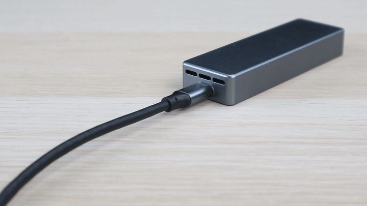 開箱 NODA Turbine 內建風扇的 SSD 外接盒