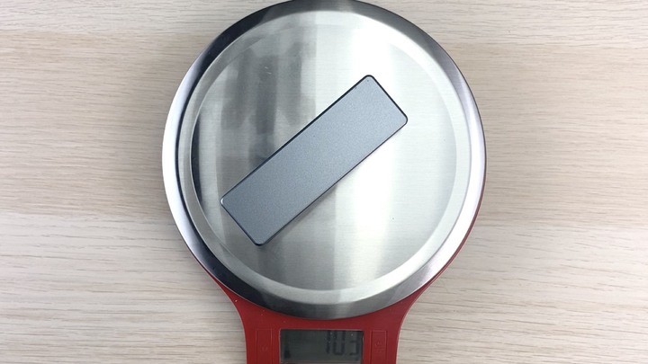 開箱 NODA Turbine 內建風扇的 SSD 外接盒