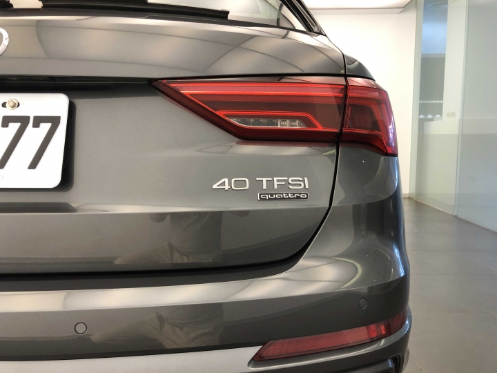 Audi Q3 S-Line 40TFSI Quattro看車、選車、購車心路歷程