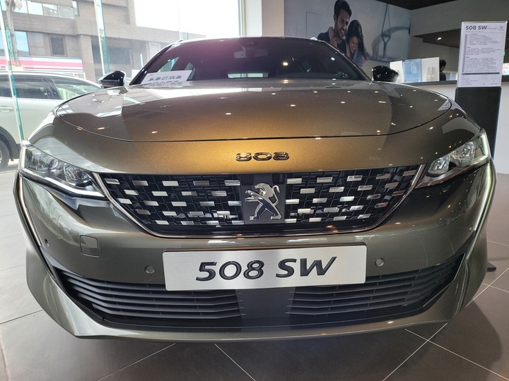 法系絕美跑旅！PEUGEOT 508SW 靜態賞車