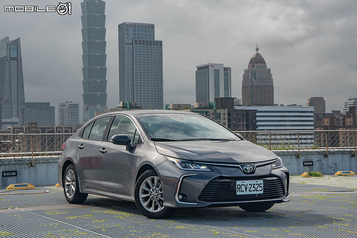 超夯「四門轎車」集合評比|Toyota Altis、Nissan Sentra、Ford Focus 爭奪戰